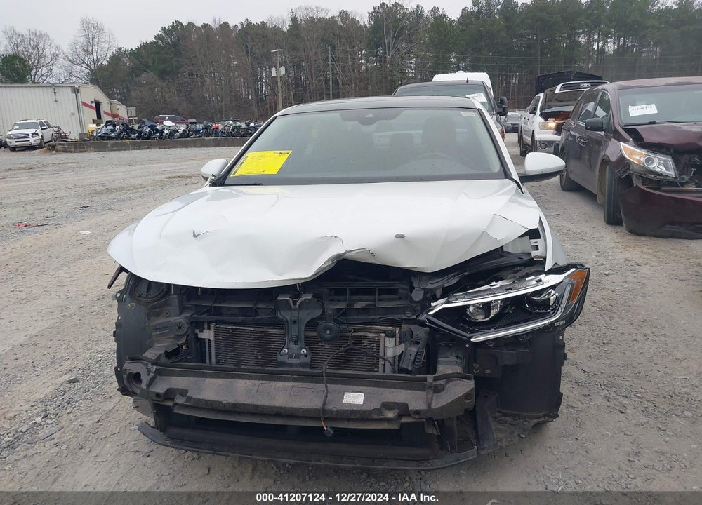 2019 VOLKSWAGEN JETTA 1.4T SEL VIN: 3VWEB7BU2KM199414