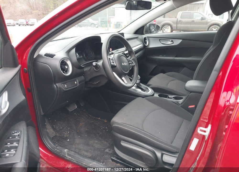 2024 KIA FORTE LXS VIN: 3KPF24AD1RE783279
