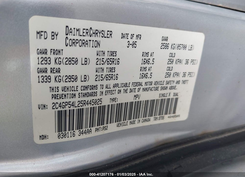 2005 CHRYSLER TOWN & COUNTRY TOURING VIN: 2C4GP54L25R445025