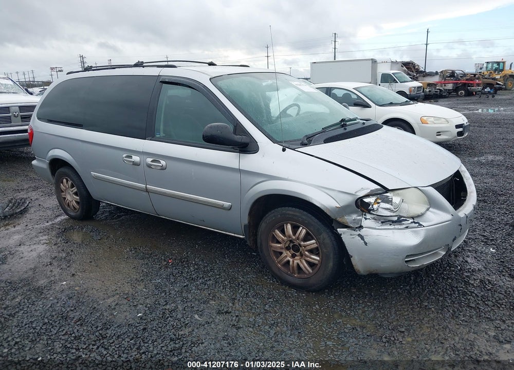 2005 CHRYSLER TOWN & COUNTRY TOURING VIN: 2C4GP54L25R445025