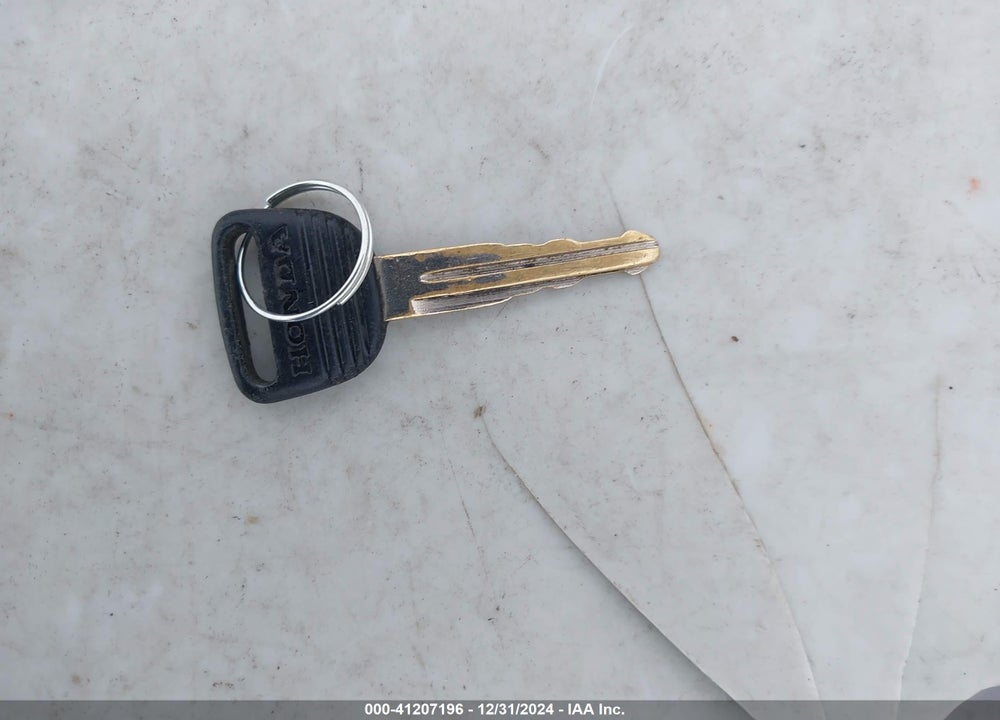 2000 HONDA CIVIC EX VIN: 1HGEJ8146YL017917
