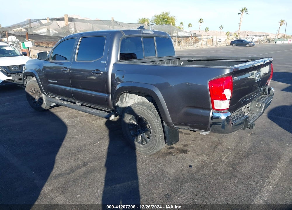 2017 TOYOTA TACOMA VIN: 3TMAZ5CNXHM042327