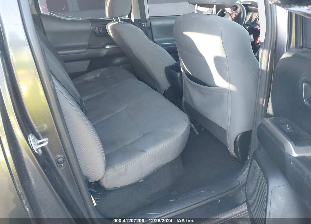 2017 TOYOTA TACOMA VIN: 3TMAZ5CNXHM042327