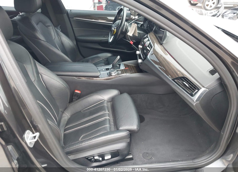 2017 BMW 540I VIN: WBAJE5C30HWA92082
