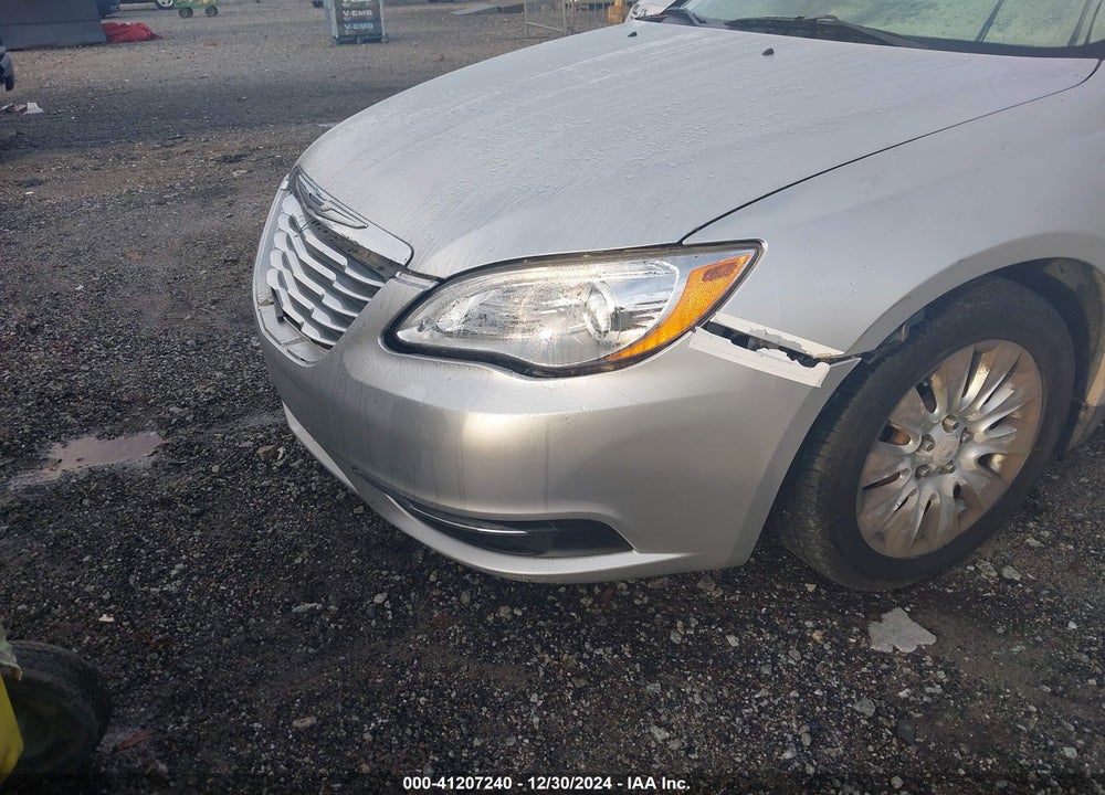 2012 CHRYSLER 200 VIN: 1C3CCBAB5CN138838