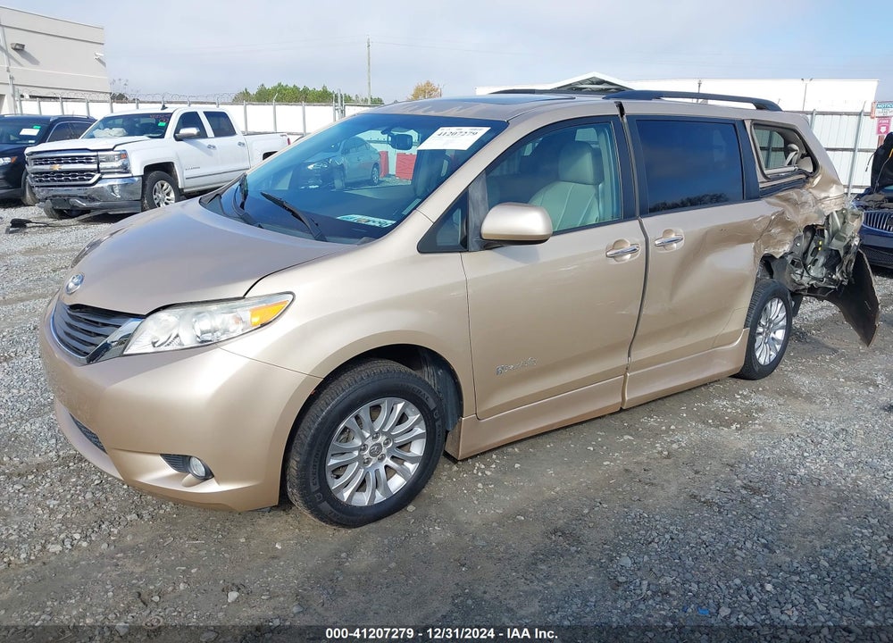 2011 TOYOTA SIENNA XLE LIMITED VIN: 5TDYK3DC2BS109028