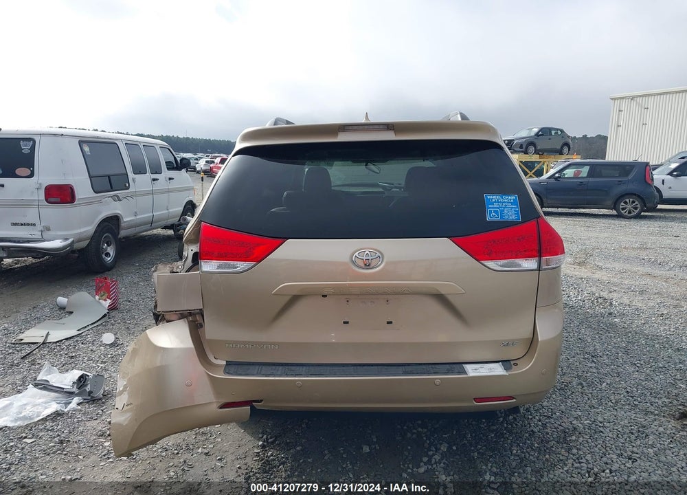 2011 TOYOTA SIENNA XLE LIMITED VIN: 5TDYK3DC2BS109028