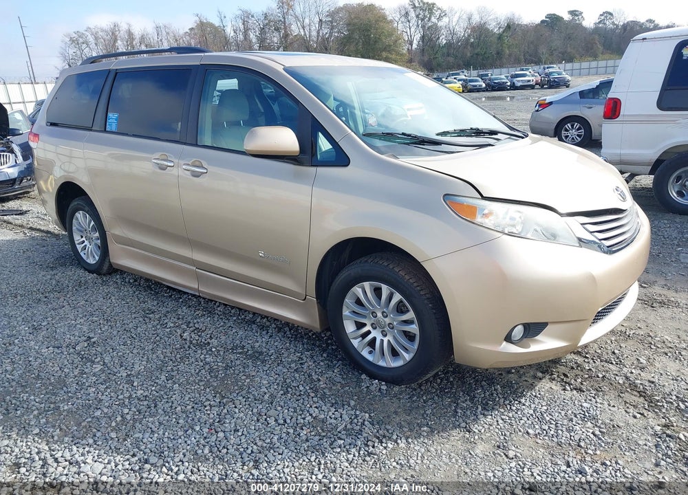 2011 TOYOTA SIENNA XLE LIMITED VIN: 5TDYK3DC2BS109028
