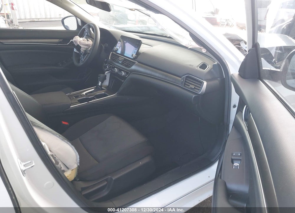 2021 HONDA ACCORD VIN: 1HGCV1F11MA056423