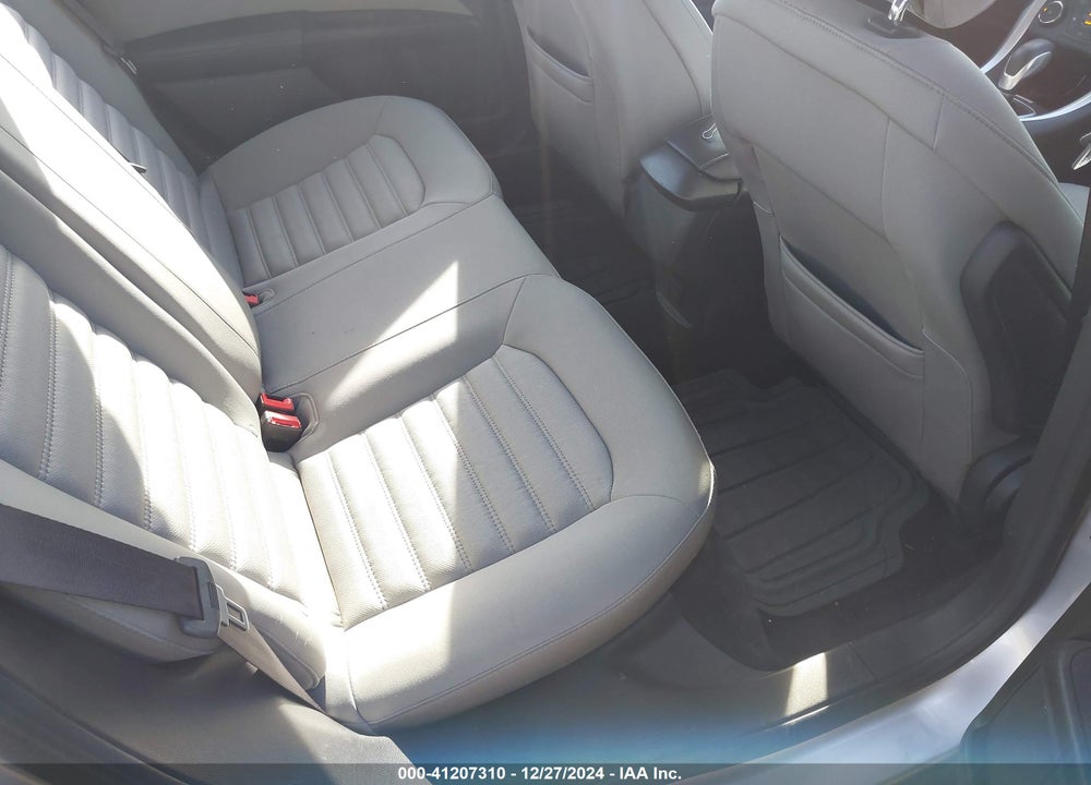 2013 FORD FUSION S VIN: 3FA6P0G74DR336223