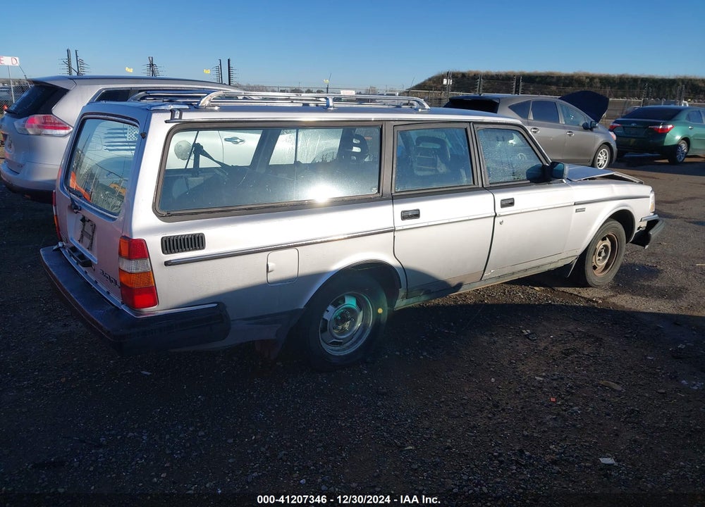 1987 VOLVO 245 DL/GL VIN: YV1AX885XH1756983