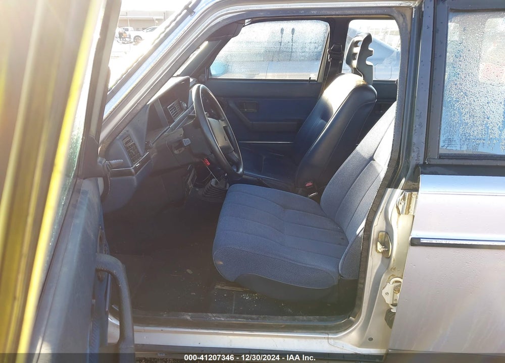 1987 VOLVO 245 DL/GL VIN: YV1AX885XH1756983