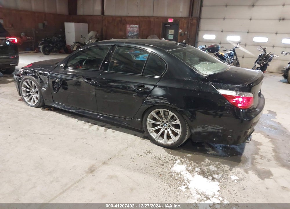 2006 BMW M5 VIN: WBSNB93586B584231
