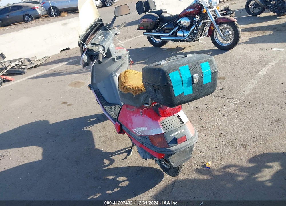 1987 HONDA CH80 VIN: JH2HF0318HS203828