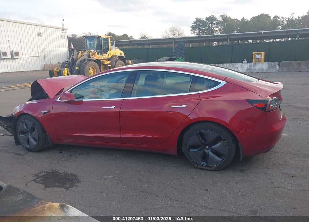 2019 TESLA MODEL 3 VIN: 5YJ3E1EBXKF440486