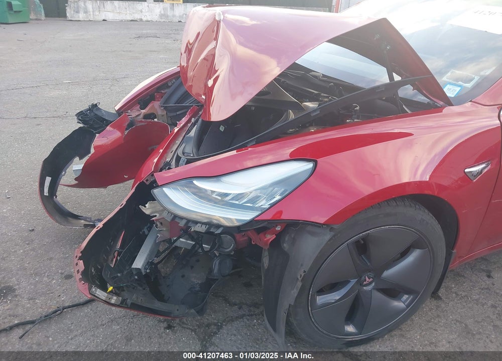 2019 TESLA MODEL 3 VIN: 5YJ3E1EBXKF440486