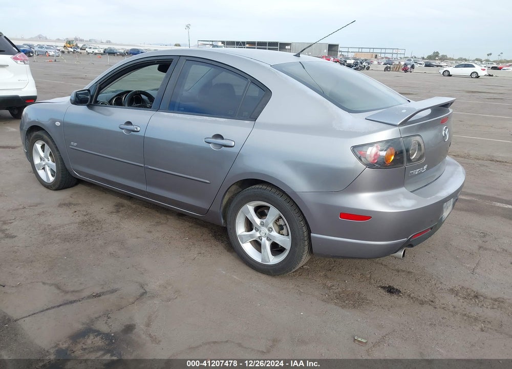 2006 MAZDA 3 S VIN: JM1BK323261507822