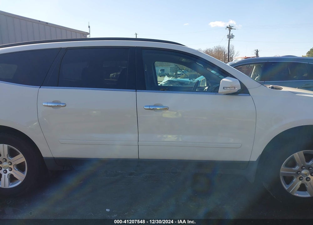2011 CHEVROLET TRAVERSE 1LT VIN: 1GNKVGED1BJ244582