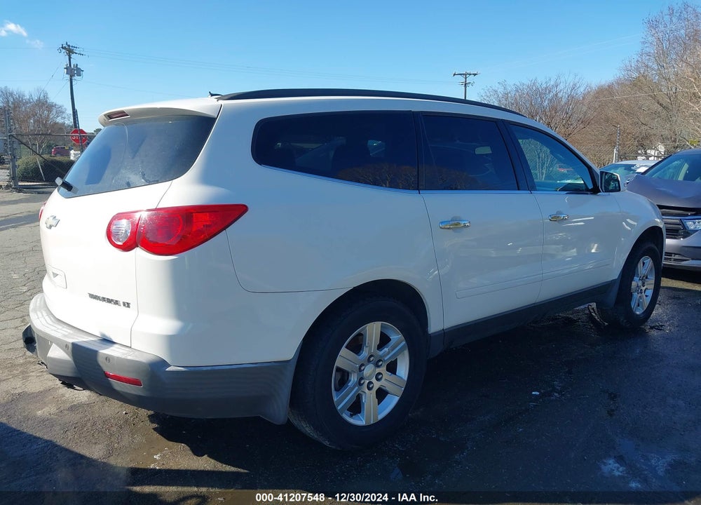 2011 CHEVROLET TRAVERSE 1LT VIN: 1GNKVGED1BJ244582