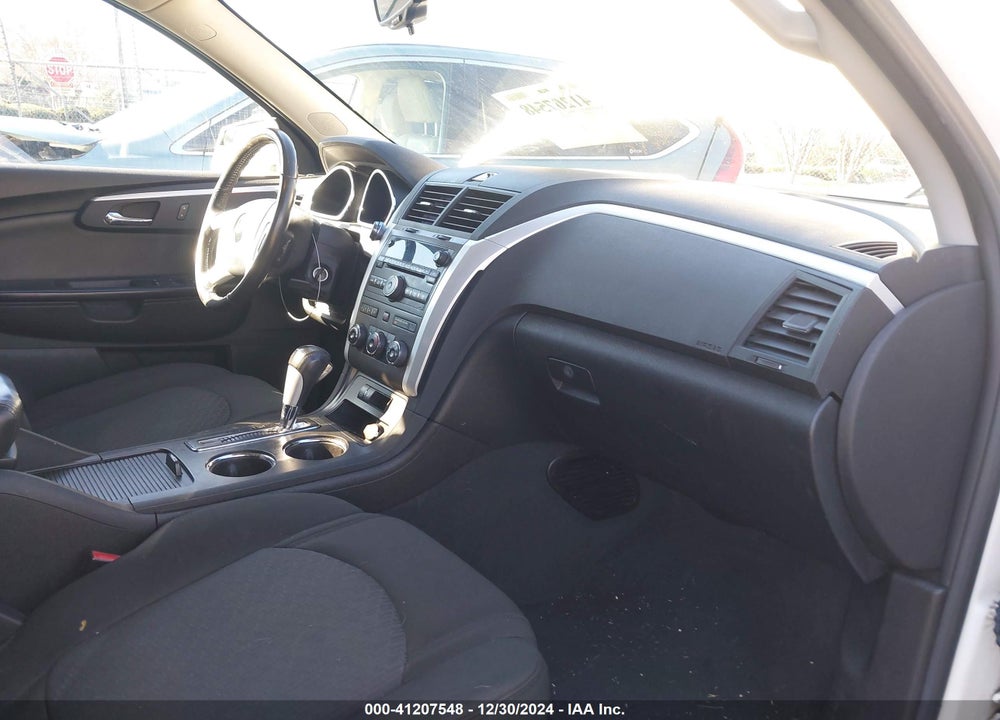 2011 CHEVROLET TRAVERSE 1LT VIN: 1GNKVGED1BJ244582