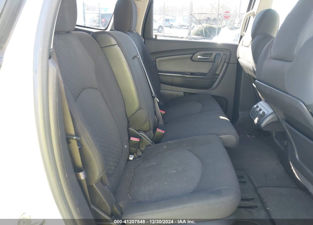 2011 CHEVROLET TRAVERSE 1LT VIN: 1GNKVGED1BJ244582