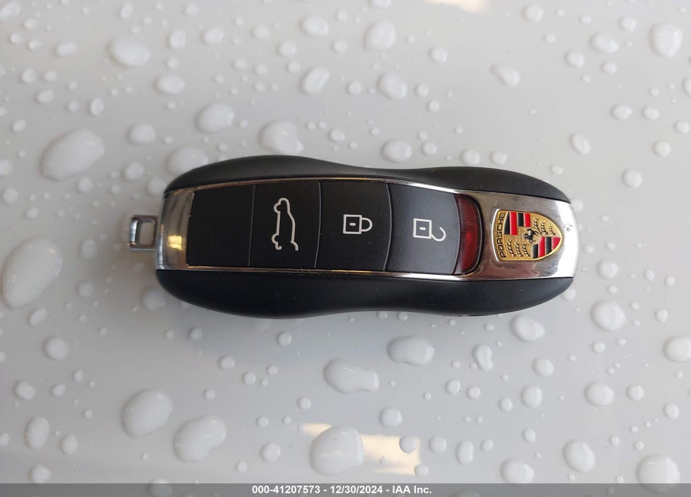 2023 PORSCHE MACAN T VIN: WP1AA2A53PLB08241