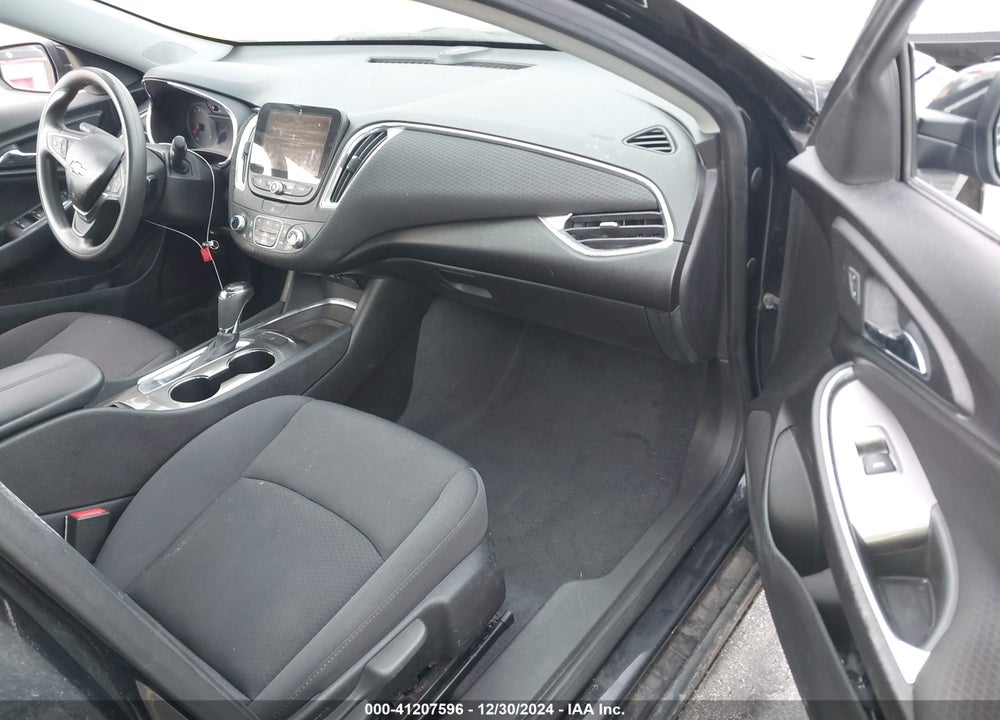 2019 CHEVROLET MALIBU LT VIN: 1G1ZD5ST3KF143985