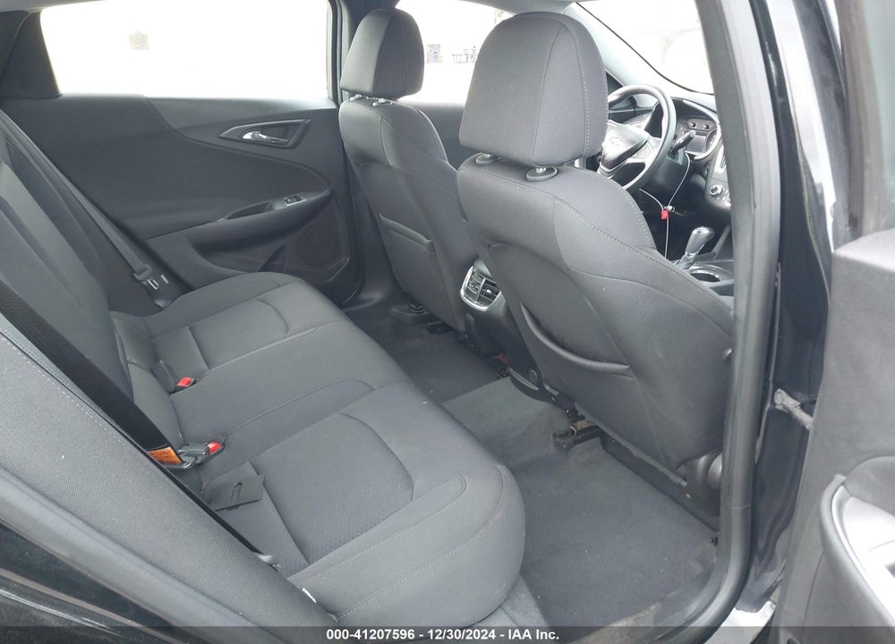 2019 CHEVROLET MALIBU LT VIN: 1G1ZD5ST3KF143985
