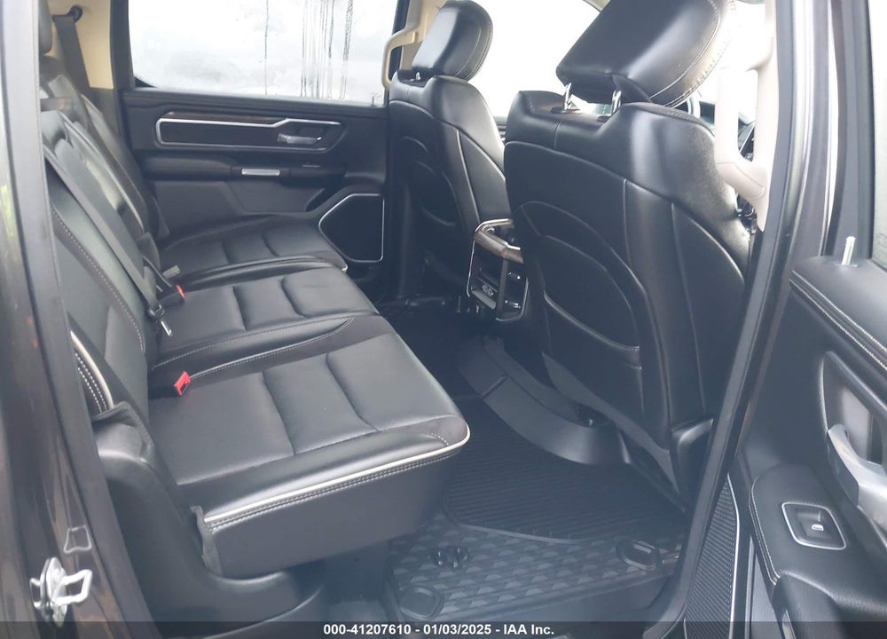 2020 RAM 1500 LAIE  4X4 5'7 BOX VIN: 1C6SRFJT7LN225167