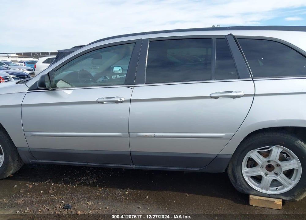 2005 CHRYSLER PACIFICA TOURING VIN: 2C4GM68445R356669