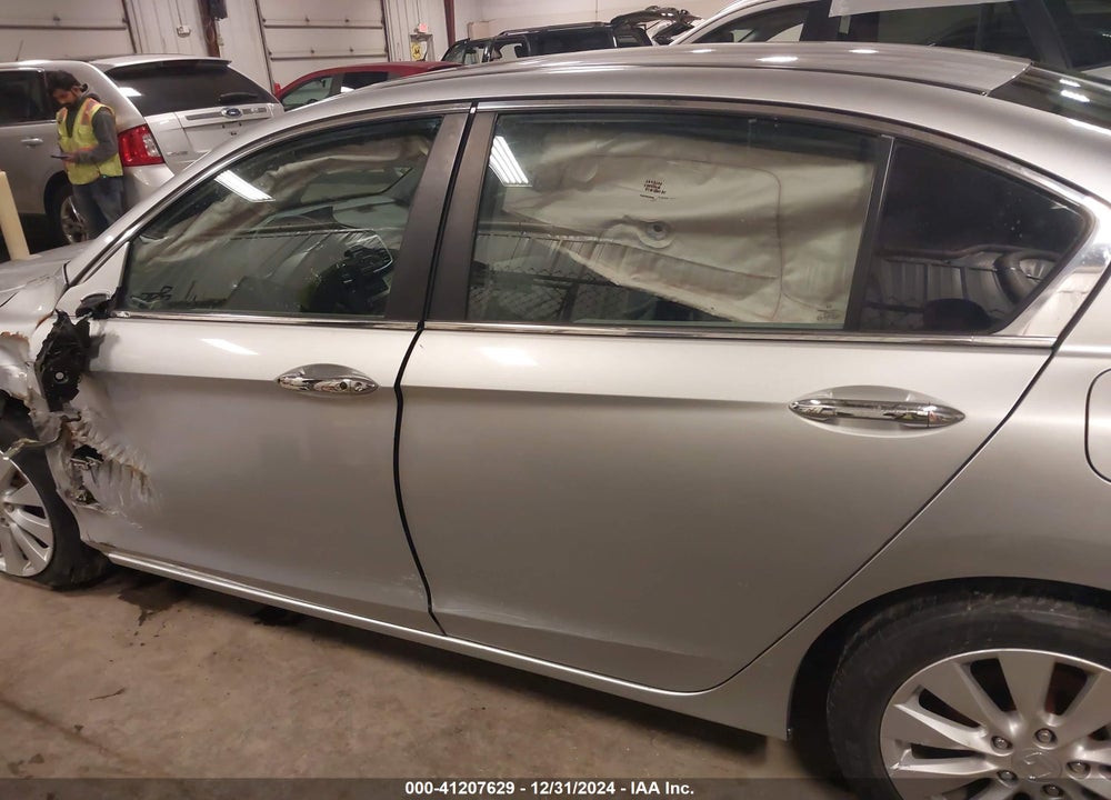 2013 HONDA ACCORD EX VIN: 1HGCR2F76DA037395