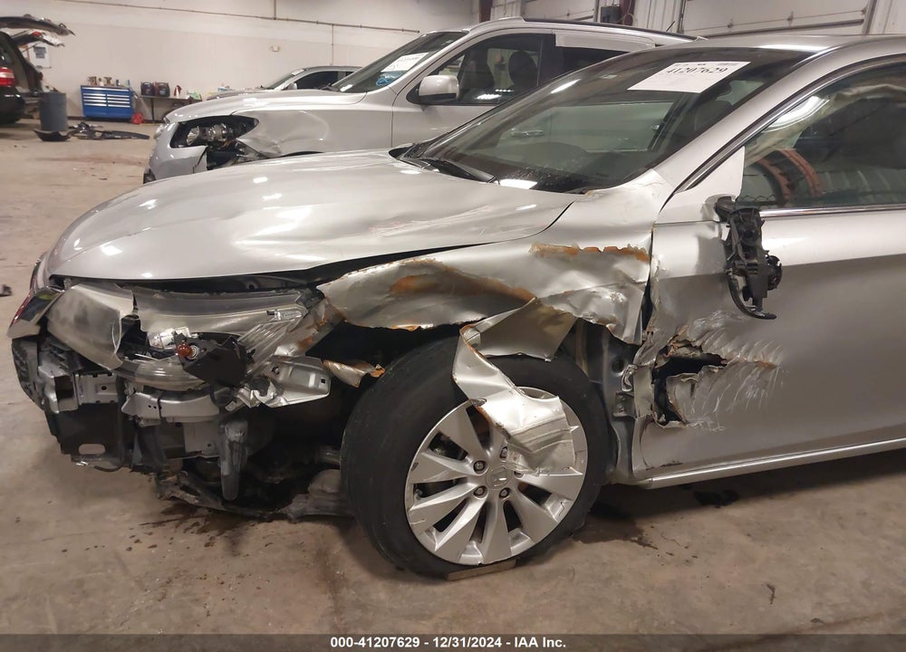 2013 HONDA ACCORD EX VIN: 1HGCR2F76DA037395