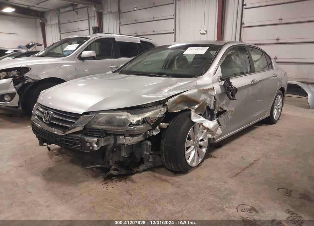 2013 HONDA ACCORD EX VIN: 1HGCR2F76DA037395