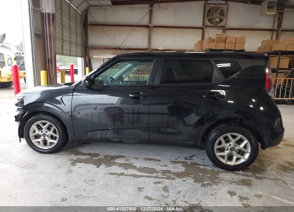 2023 KIA SOUL LX VIN: KNDJ23AU3P7872840