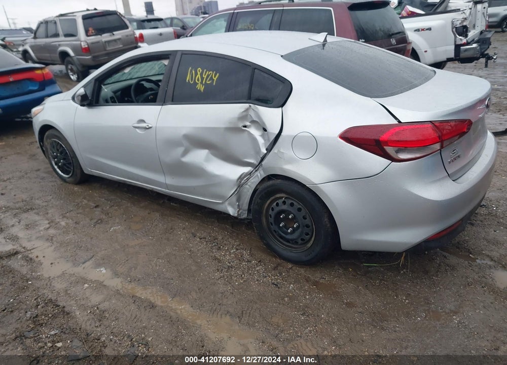 2017 KIA FORTE LX VIN: 3KPFL4A76HE093193