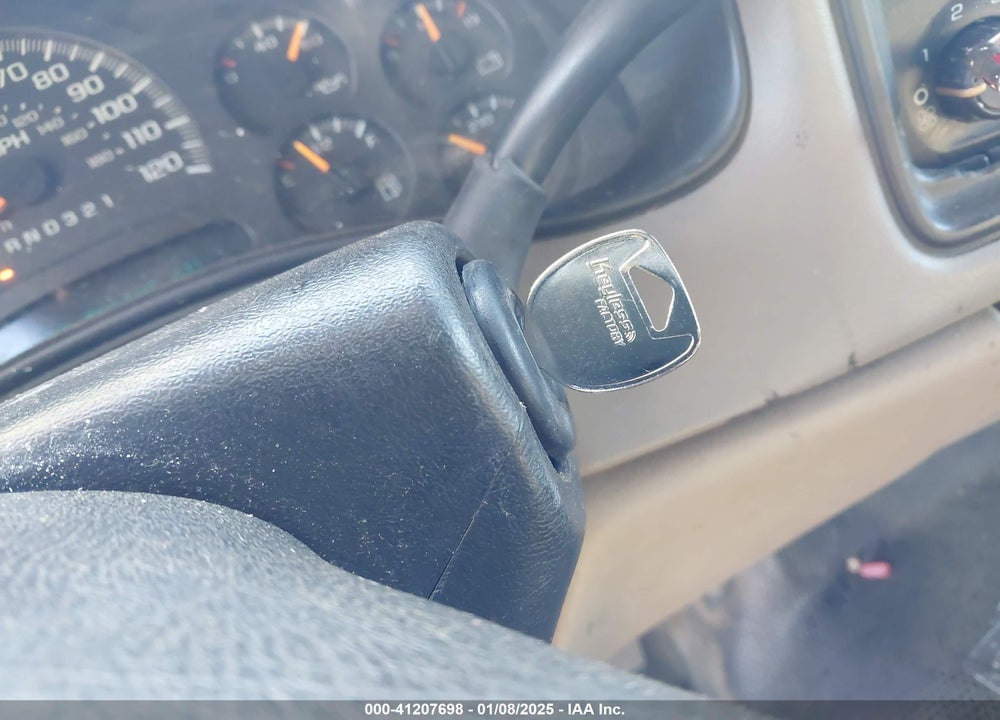2006 CHEVROLET SILVERADO 1500 WORK TRUCK VIN: 2GCEC19V861119428