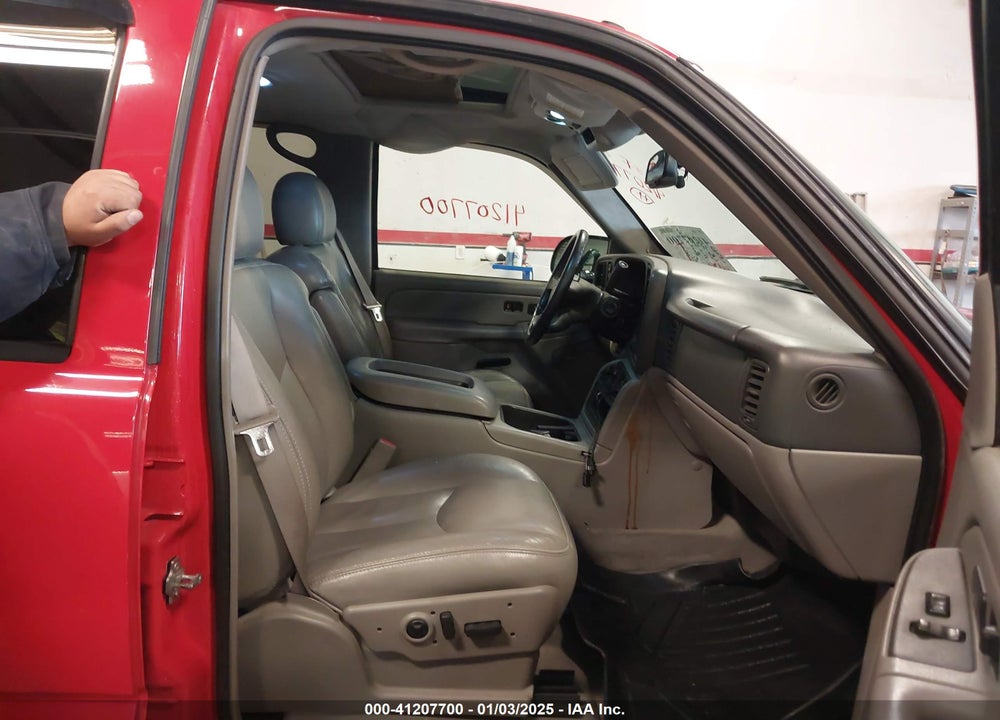 2005 CHEVROLET AVALANCHE 1500 Z71 VIN: 3GNEK12Z35G131967