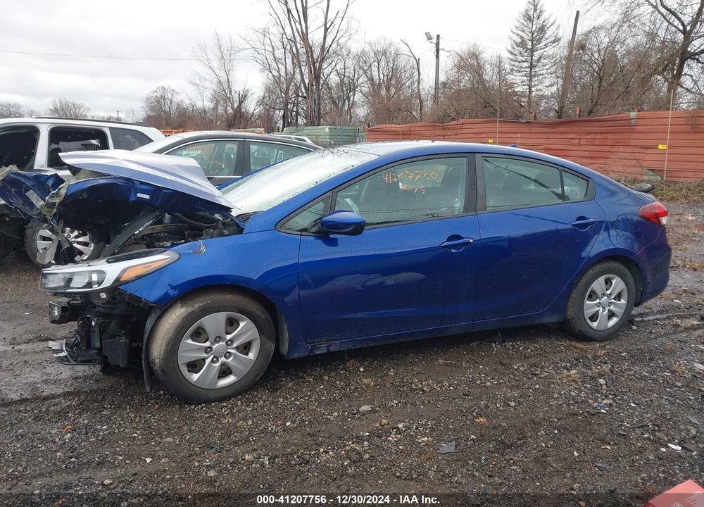 2017 KIA FORTE VIN: 3KPFK4A77HE135616