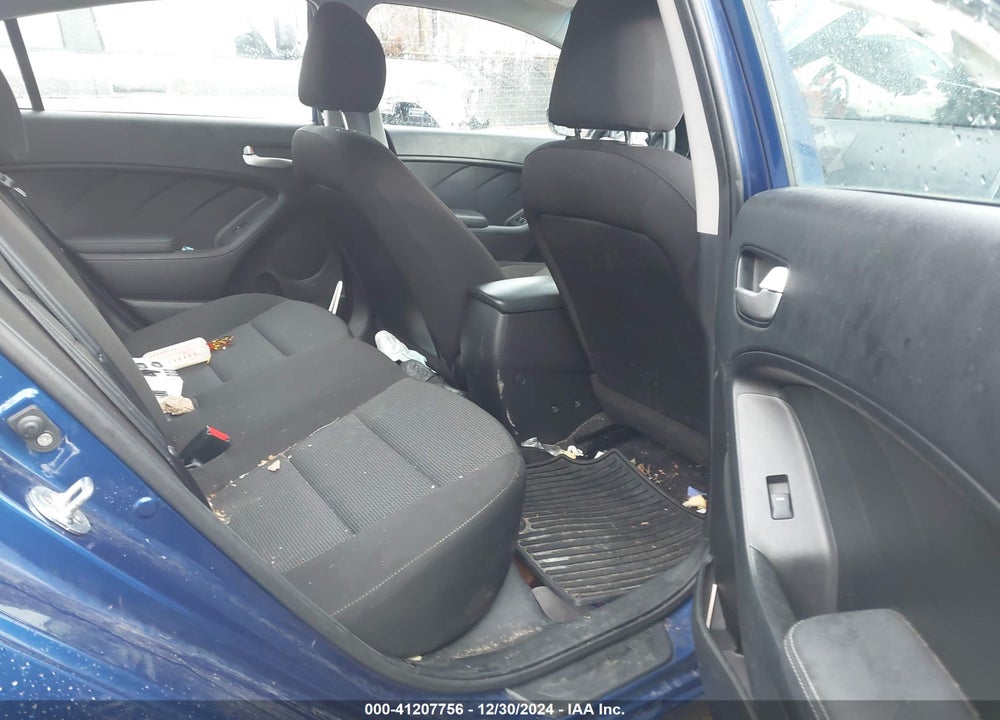 2017 KIA FORTE VIN: 3KPFK4A77HE135616