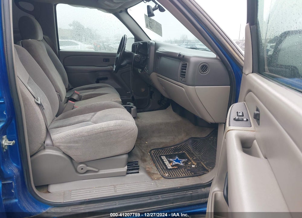 2004 CHEVROLET TAHOE LS VIN: 1GNEC13V74J306212