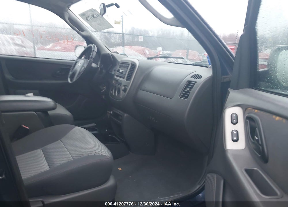 2004 FORD ESCAPE XLT VIN: 1FMYU93184DA08714