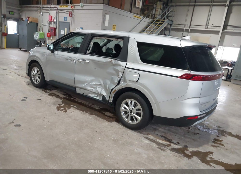 2022 KIA CARNIVAL MPV LX SEAT PACKAGE VIN: KNDNB4H34N6149277
