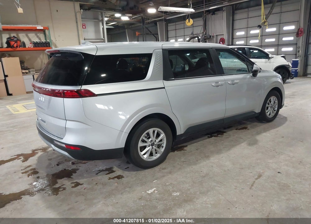 2022 KIA CARNIVAL MPV LX SEAT PACKAGE VIN: KNDNB4H34N6149277