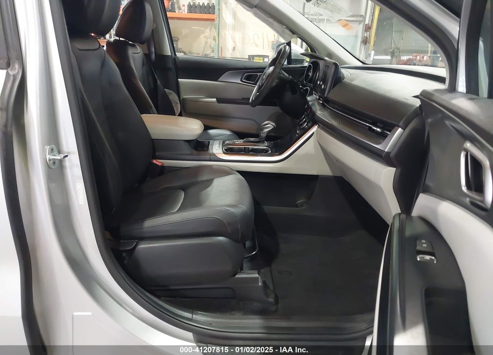 2022 KIA CARNIVAL MPV LX SEAT PACKAGE VIN: KNDNB4H34N6149277