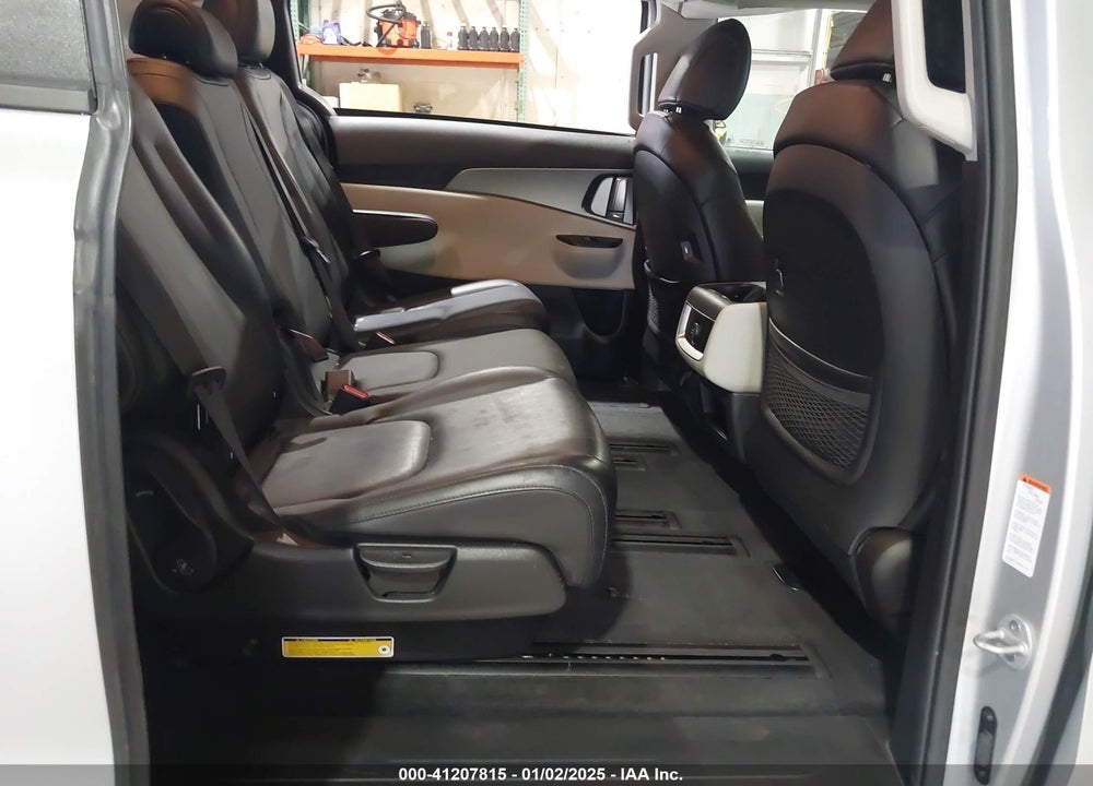 2022 KIA CARNIVAL MPV LX SEAT PACKAGE VIN: KNDNB4H34N6149277