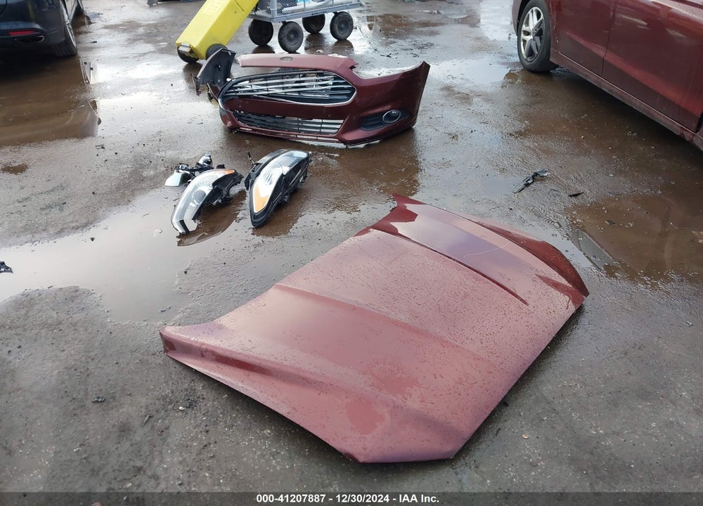 2015 FORD FUSION SE VIN: 3FA6P0HD7FR110815