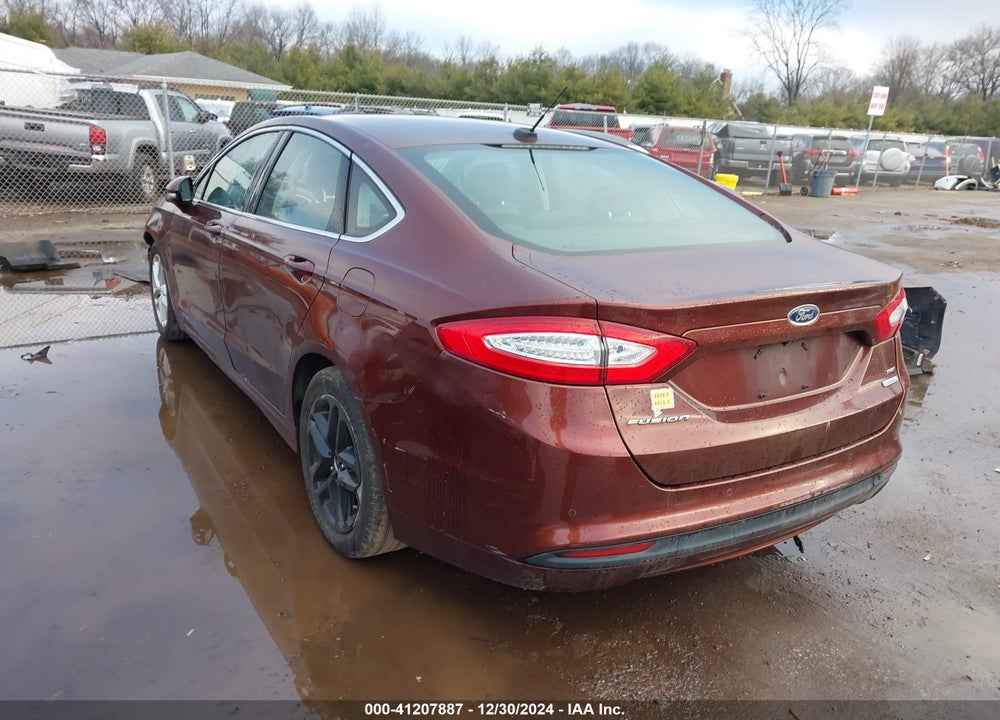 2015 FORD FUSION SE VIN: 3FA6P0HD7FR110815