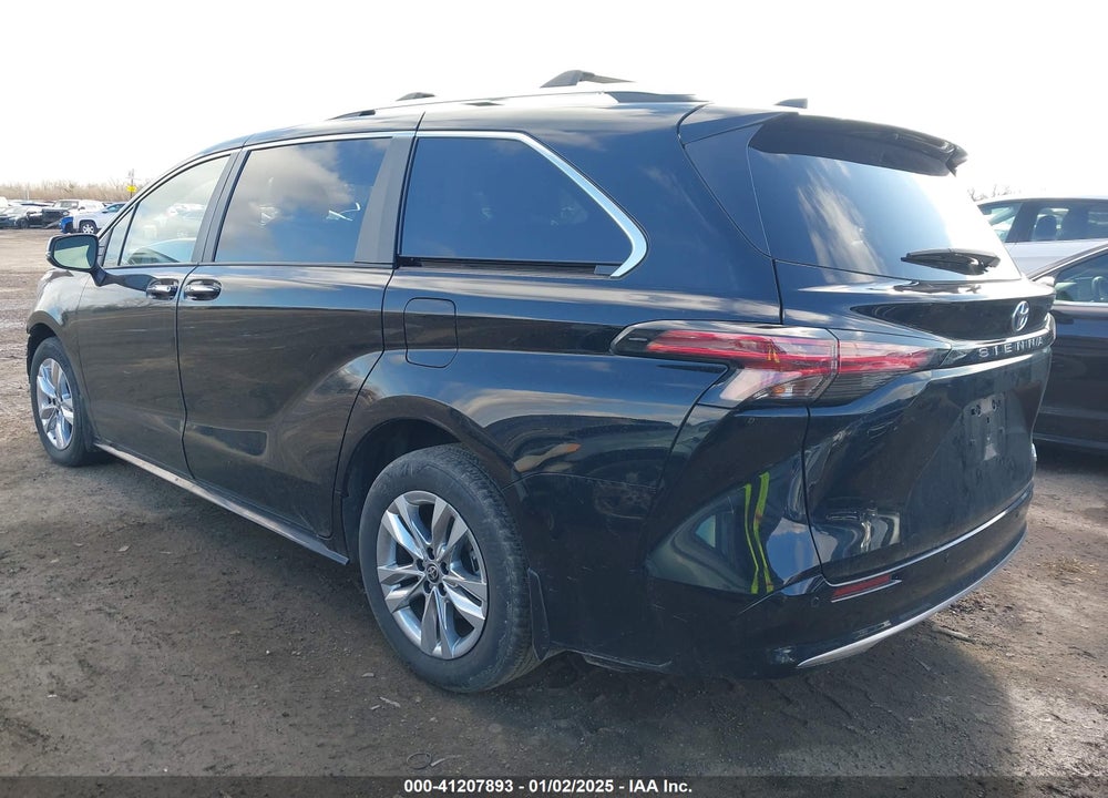 2022 TOYOTA SIENNA LIMITED VIN: 5TDZRKEC8NS128924