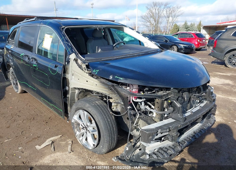 2022 TOYOTA SIENNA LIMITED VIN: 5TDZRKEC8NS128924
