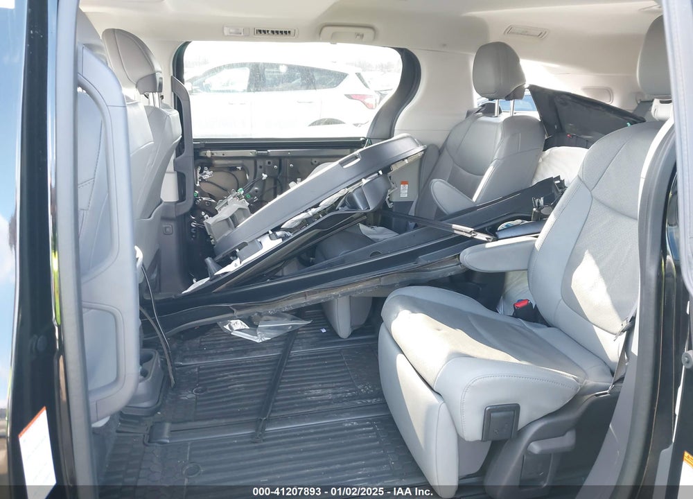 2022 TOYOTA SIENNA LIMITED VIN: 5TDZRKEC8NS128924